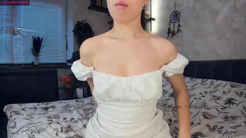 Snapshot of beauty_future chatting on 14, 2, 2025 Nicole online show from 14, 2, 2025
