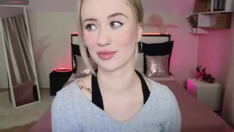 beauty Sasha online show from 18, 11, 2025