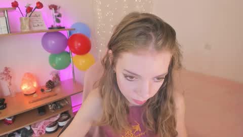 Snapshot of beautyeliise chatting on 9, 9, 2025 Eliise online show from 9, 9, 2025