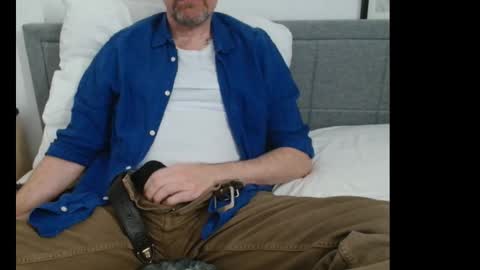 Snapshot of beautysbrit chatting on 1, 2, 2026 BeautysBrit online show from 1, 2, 2026