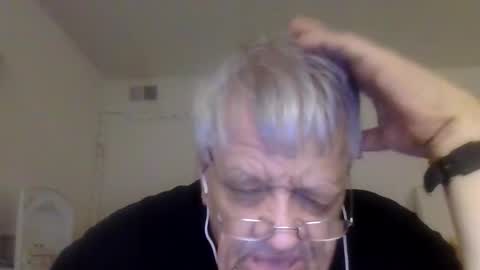 Snapshot of beautytomyeyes chatting on 28, 2, 2025 beautytomyeyes online show from 28, 2, 2025