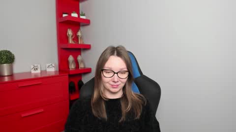 Zoe online show from 5, 11, 2025