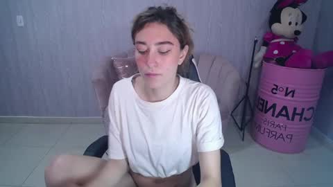 Snapshot of beba_fox_a chatting on 15, 11, 2025 beba_fox_a online show from 15, 11, 2025