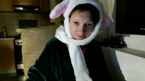 Snapshot of bebacksooon chatting on 11, 10, 2025 Raluca online show from 11, 10, 2025