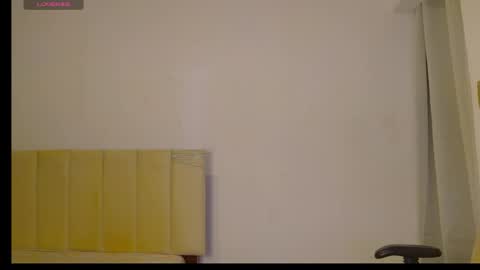 Snapshot of bebe_sua chatting on 11, 4, 2026 Jennifer online show from 11, 4, 2026