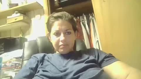 beccabee37 online show from 12, 10, 2025