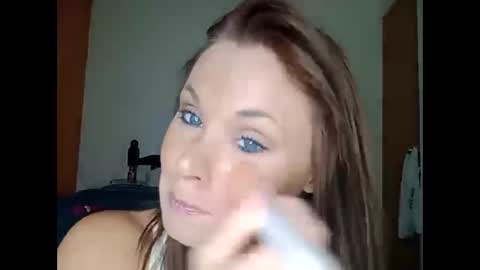 Snapshot of becky2994 chatting on 27, 10, 2025 BECKY BOO online show from 27, 10, 2025