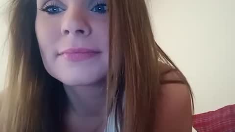 Snapshot of becky2994 chatting on 14, 12, 2025 BECKY BOO online show from 14, 12, 2025