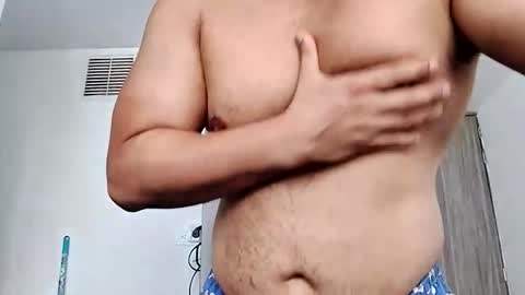 Snapshot of beefypecs_10 chatting on 21, 12, 2025 Criss2fer online show from 21, 12, 2025