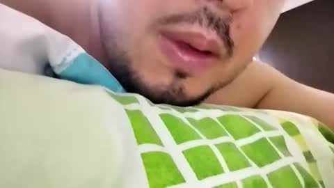 Snapshot of beefypecs_10 chatting on 8, 4, 2026 Criss2fer online show from 8, 4, 2026