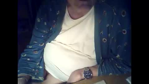 Snapshot of bekklove1 chatting on 12, 3, 2025 bekklove1 online show from 12, 3, 2025