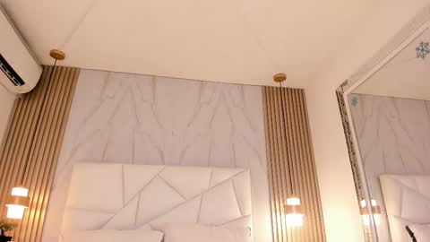 Snapshot of belacampbell chatting on 20, 11, 2025 Bela online show from 20, 11, 2025