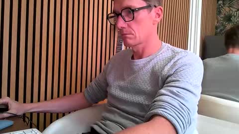 SexFriendFrance online show from 7, 11, 2025