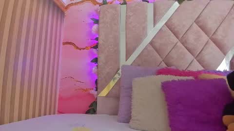 Melanie  online show from 10, 2, 2026