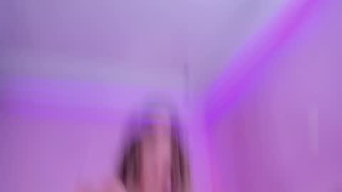 isabella online show from 1, 2, 2025