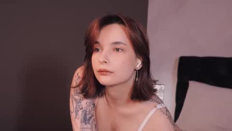 Snapshot of bella_alita chatting on 7, 10, 2025  lita  online show from 7, 10, 2025