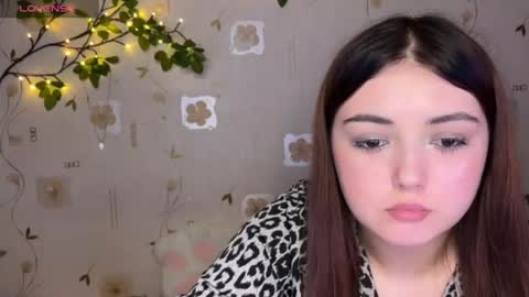 Snapshot of bella_and_alice chatting on 29, 4, 2026 bella_and_alice online show from 29, 4, 2026