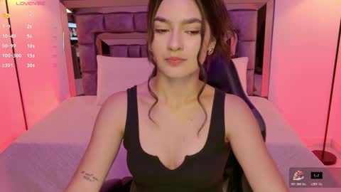 Bella  online show from 20, 11, 2025