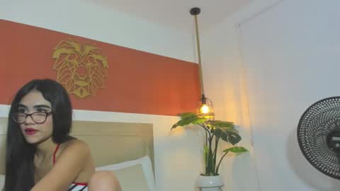 Snapshot of bella_dork chatting on 17, 3, 2026 B E L L A online show from 17, 3, 2026