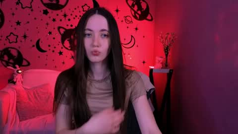 Snapshot of bella_dorn chatting on 9, 4, 2026 Bella online show from 9, 4, 2026