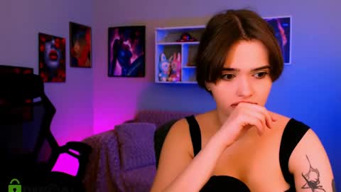 Snapshot of bella_dorn chatting on 1, 5, 2026 Bella online show from 1, 5, 2026