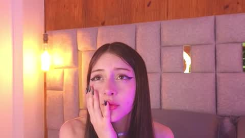 Bella online show from 28, 11, 2025