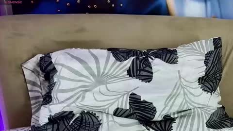 Snapshot of bella_moonlight_cr chatting on 8, 2, 2026 BELLA online show from 8, 2, 2026