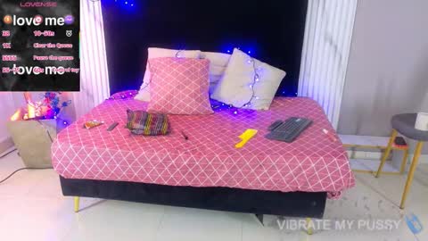 Snapshot of bella_moonlight_cr chatting on 1, 3, 2026 BELLA online show from 1, 3, 2026