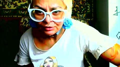 Bella Nathalie online show from 12, 11, 2025