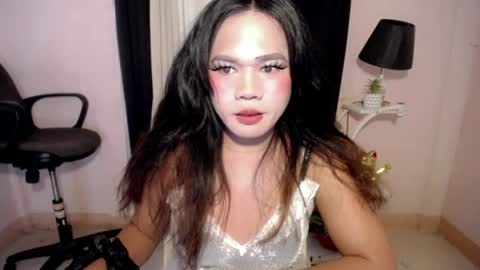 bella_ngo online show from 17, 6, 2026