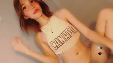 Bella online show from 8, 12, 2024