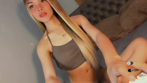 Snapshot of bella_tara chatting on 15, 6, 2026 Bella online show from 15, 6, 2026