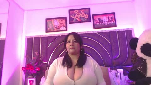 Snapshot of bella_taylor_a chatting on 24, 1, 2025  Bella Taylore  online show from 24, 1, 2025