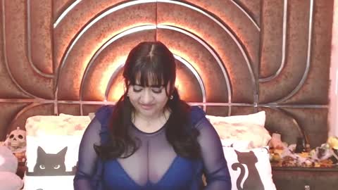 Snapshot of bella_taylor_a chatting on 6, 10, 2025  Bella Taylore  online show from 6, 10, 2025