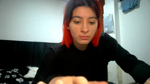 Snapshot of bella_thorne1999 chatting on 18, 6, 2026 bella_thorne1999 online show from 18, 6, 2026
