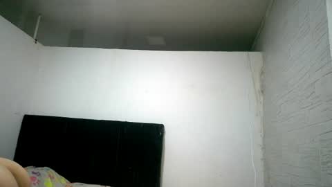 Snapshot of bella_thorne1999 chatting on 2, 7, 2026 bella_thorne1999 online show from 2, 7, 2026