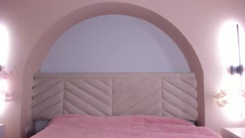 Snapshot of bella_williiams_ chatting on 22, 3, 2026 Bella online show from 22, 3, 2026