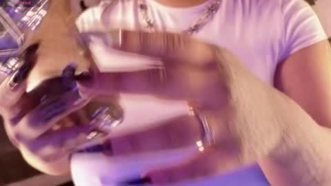 Bella  online show from 5, 12, 2025