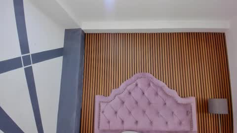 bellaastorm online show from 13, 10, 2025