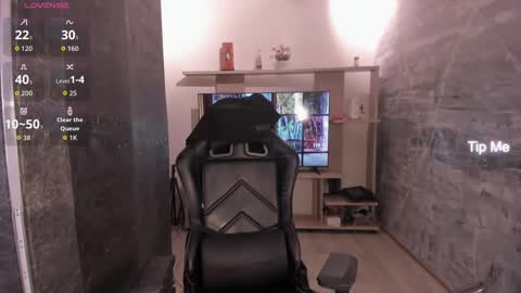 bellaastorm online show from 3, 12, 2025