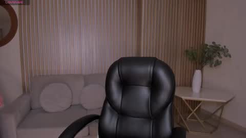 Snapshot of bellacarteer_ chatting on 15, 5, 2026 Bella C online show from 15, 5, 2026
