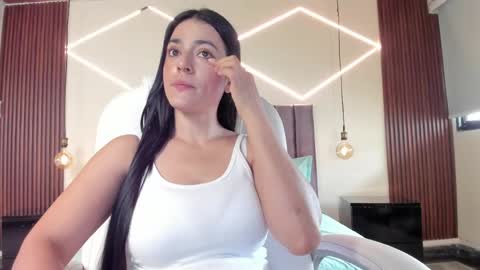 Bella Clair online show from 9, 4, 2026