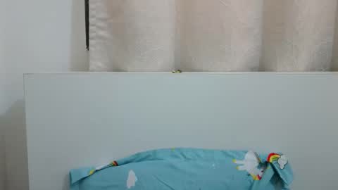 bellacrystall online show from 23, 12, 2025