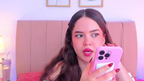 Snapshot of bellafontana chatting on 2, 4, 2026 BellaFontana online show from 2, 4, 2026