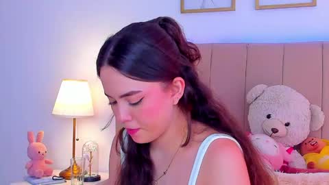 Snapshot of bellafontana chatting on 16, 4, 2026 BellaFontana online show from 16, 4, 2026