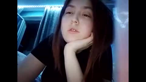 Snapshot of bellahadid8 chatting on 26, 11, 2025 Charming Hamster online show from 26, 11, 2025