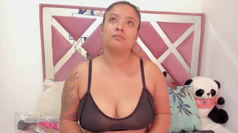 Snapshot of bellalumi chatting on 29, 3, 2026 bellalumi online show from 29, 3, 2026