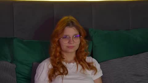 BellaMarebelle online show from 25, 9, 2025