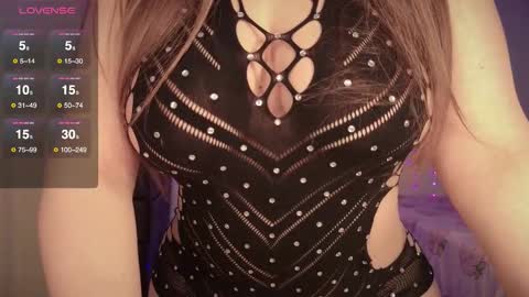 Bella Monroe online show from 16, 12, 2025