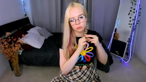 Snapshot of bellamontgomery chatting on 31, 3, 2026 Bella online show from 31, 3, 2026
